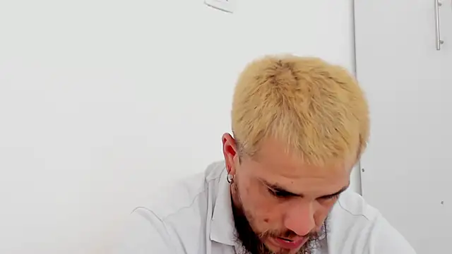 Beard xox online show from June 2026 04:18:01 PM