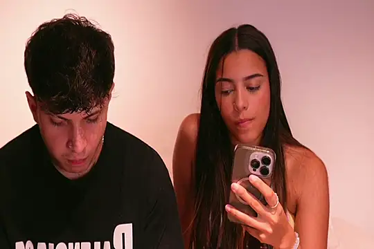 Snapshot of Nicky_and_Blake chatting on February 2025 10:19:01 PM Nicky and Blake online show from February 2025 10:19:01 PM