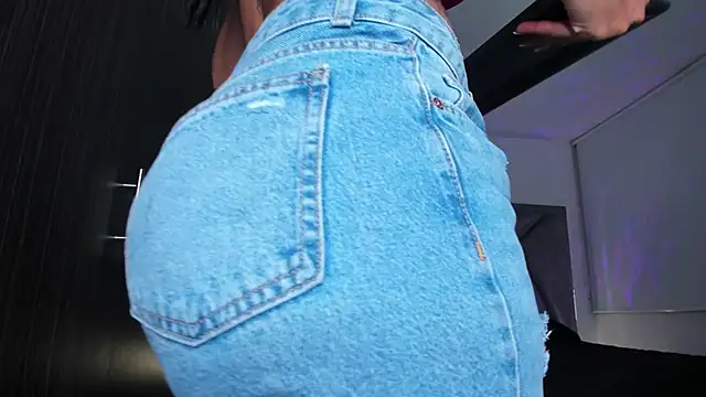 samaay07  online show from December 2024 02:53:01 AM