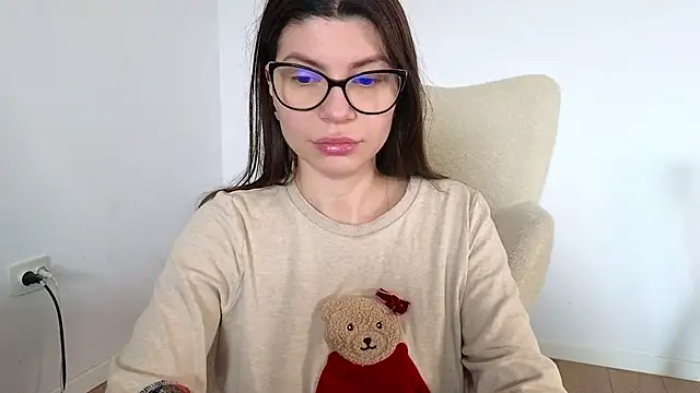 Jullyenn3 online show from February 2025 10:10:01 AM