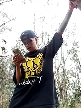 Snapshot of Cuervo_maniaco chatting on March 2025 07:27:02 PM Cuervo maniaco online show from March 2025 07:27:02 PM