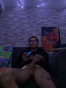 Snapshot of Cuervo_maniaco chatting on March 2025 06:07:02 AM Cuervo maniaco online show from March 2025 06:07:02 AM