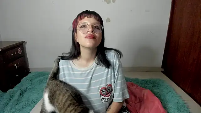 Snapshot of Lucyfx666 chatting on February 2025 06:02:01 AM Lucyfx666 online show from February 2025 06:02:01 AM