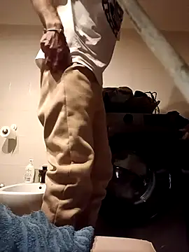 Fragolina73- online show from October 2025 08:05:02 PM