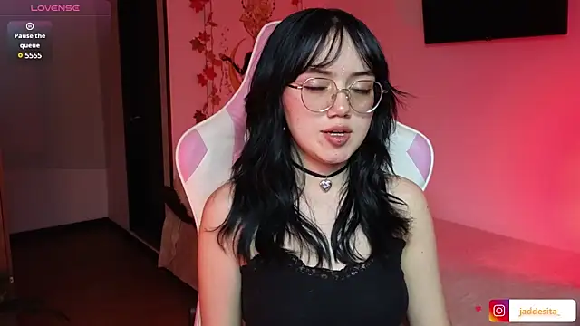 suzumi   online show from December 2024 05:09:02 AM