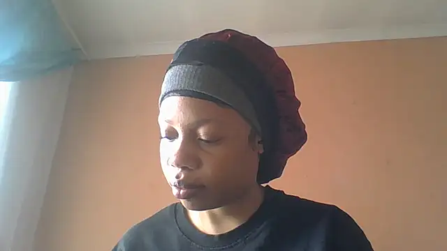 Snapshot of NAUGHTYSHALOTXX chatting on May 2026 10:10:01 AM NAUGHTYSHALOTXX online show from May 2026 10:10:01 AM