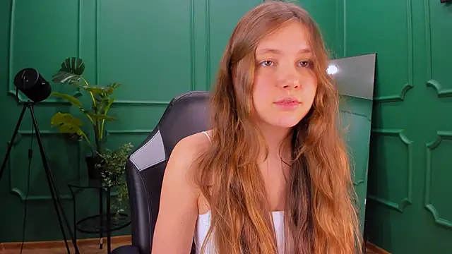 MaryannSoftt online show from February 2025 06:48:02 PM