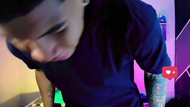 Damian latinxxx online show from March 2025 03:16:01 AM