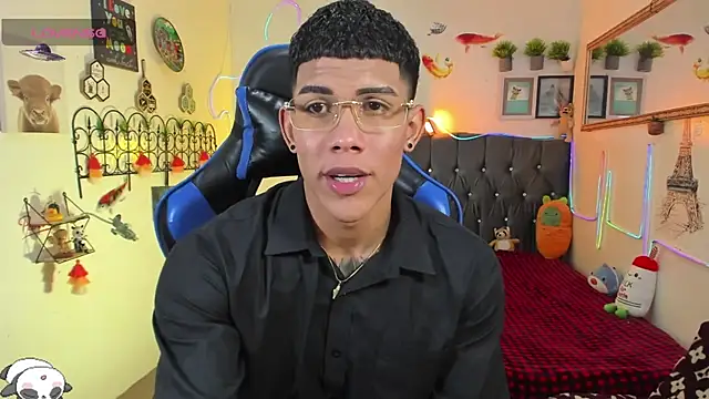 Damian latinxxx online show from January 2026 03:17:01 PM