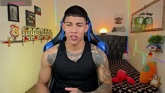 Damian latinxxx online show from January 2026 07:11:01 PM