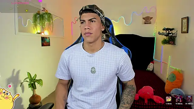 Damian latinxxx online show from February 2026 03:03:02 AM