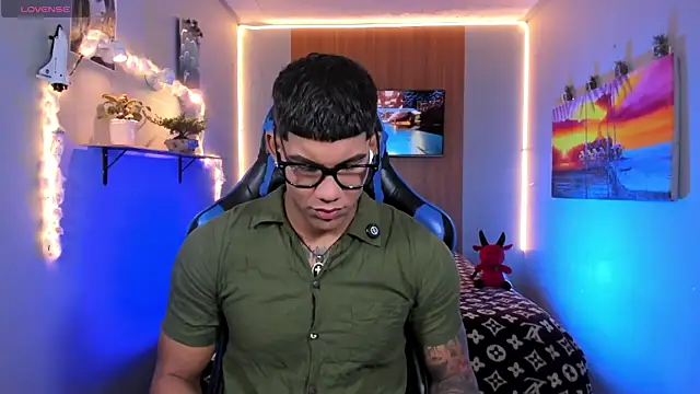 Damian latinxxx online show from July 2026 09:08:01 AM