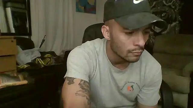 JohnnyDeep187 online show from December 2024 03:45:02 AM