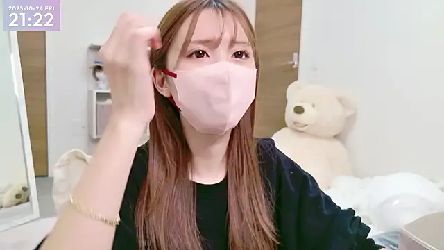 -SHINON- online show from October 2025 12:23:01 PM