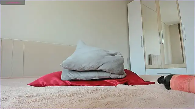 sweety vikky online show from March 2025 04:02:02 AM