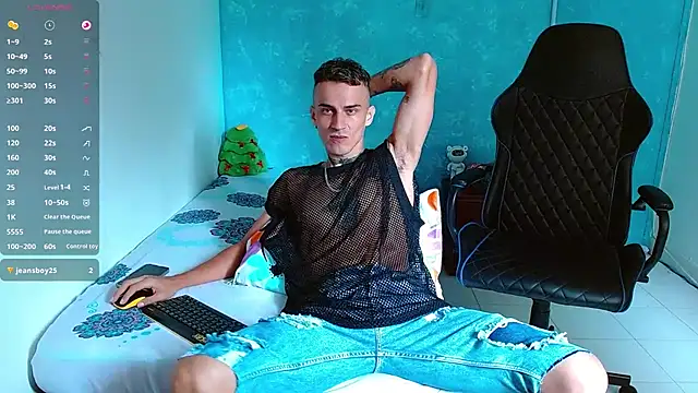 bray hotboy777 online show from January 2025 04:46:01 PM