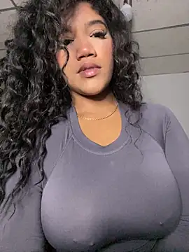 Snapshot of JennamartinyII chatting on December 2025 04:34:02 PM JennamartinyII online show from December 2025 04:34:02 PM