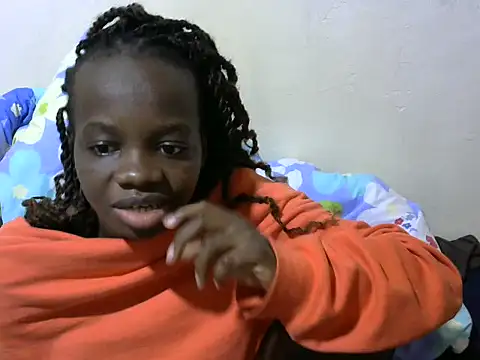 Snapshot of Thicky_kyla chatting on June 2026 07:47:02 PM Thicky kyla online show from June 2026 07:47:02 PM
