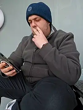 PupW0lfy online show from January 2025 11:21:02 AM