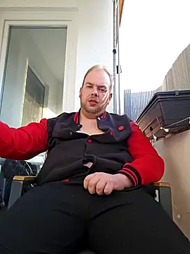 PupW0lfy online show from February 2025 02:59:02 PM