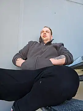 PupW0lfy online show from March 2025 11:16:01 AM