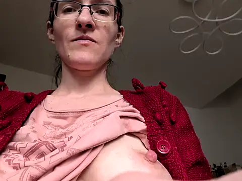 Milky hairy mommy online show from March 2025 11:29:02 AM