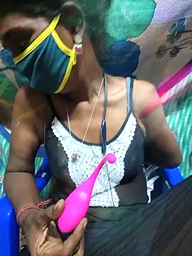 Snapshot of Tamil--Rani chatting on September 2025 02:06:02 PM Tamil--Rani online show from September 2025 02:06:02 PM