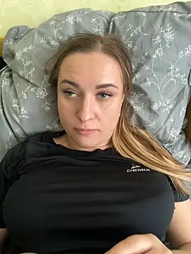 Snapshot of OlgaBuzzz chatting on February 2025 08:22:02 AM OlgaBuzzz online show from February 2025 08:22:02 AM