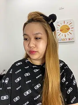 Odette68 online show from March 2026 12:01:01 AM