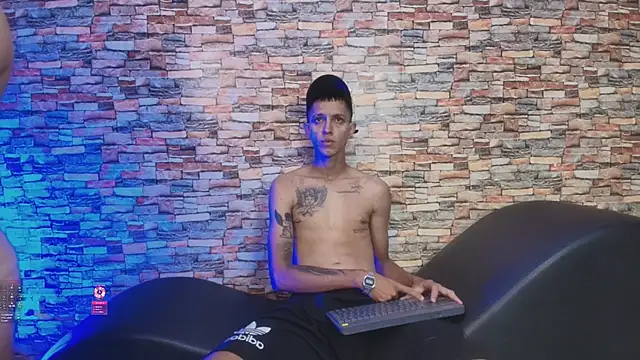 Snapshot of alan_karol_mds chatting on October 2025 08:31:01 PM alan karol mds online show from October 2025 08:31:01 PM