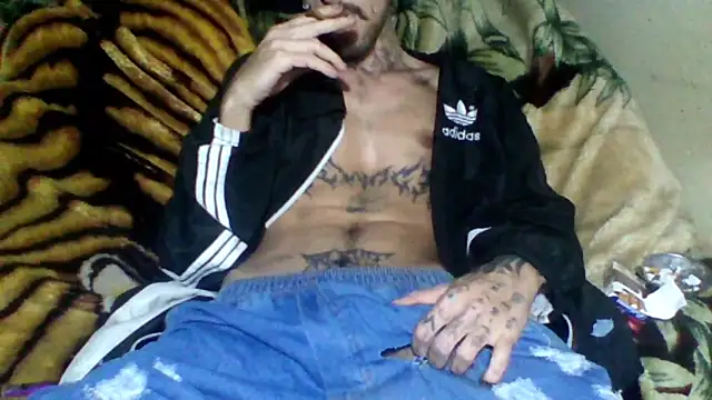 Snapshot of sellvageria chatting on October 2025 12:57:01 AM sellvageria online show from October 2025 12:57:01 AM