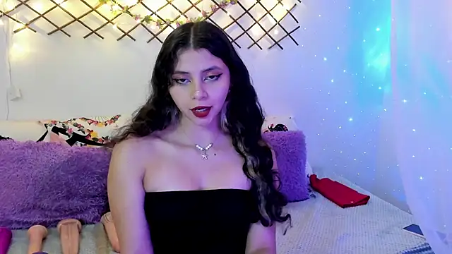 Ivanna Bruner online show from November 2025 12:11:02 AM