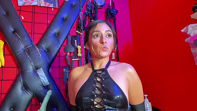 Snapshot of Madame_pain_ chatting on January 2025 06:14:01 PM Madame pain  online show from January 2025 06:14:01 PM
