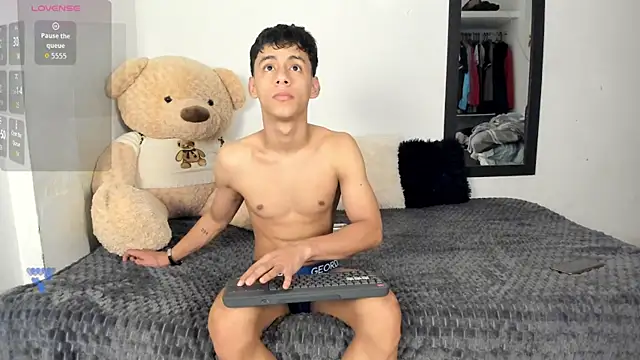 LittleParker online show from September 2025 12:38:02 PM