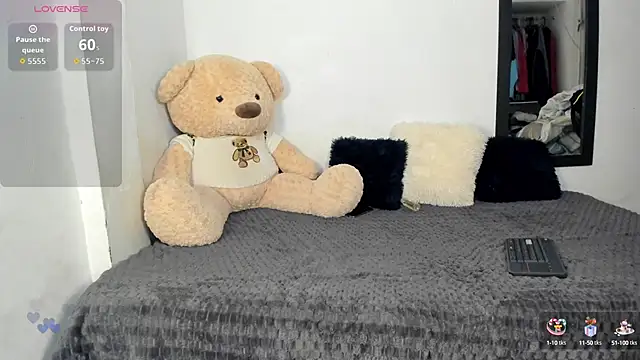 LittleParker online show from September 2025 12:42:02 PM