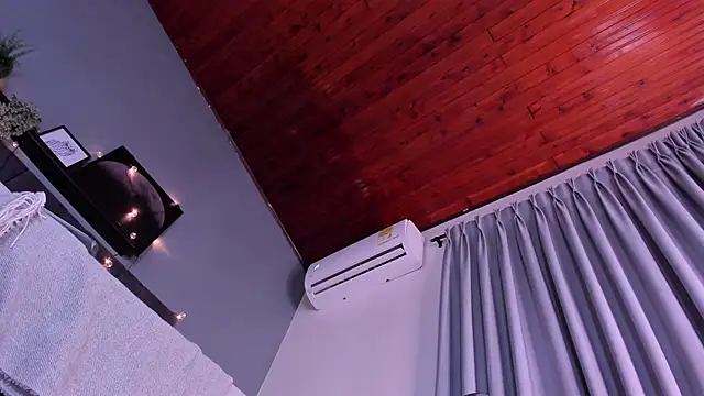 AbbyWathson online show from November 2025 08:20:02 PM