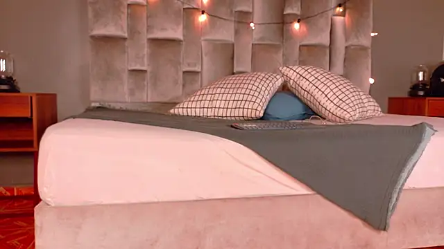 AbbyWathson online show from January 2026 11:47:01 AM