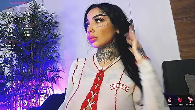 CreamyInkky  online show from April 2026 05:19:01 AM