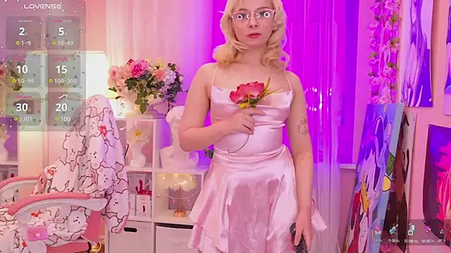 Coconut Mia online show from March 2025 09:15:01 PM