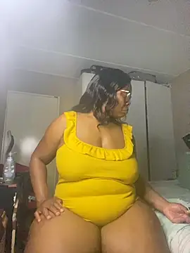 Nomthie online show from November 2025 09:27:01 PM