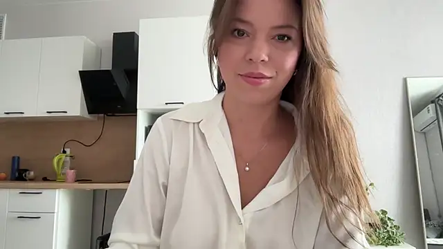 Snapshot of Victoria1Love chatting on September 2025 08:29:02 AM Victoria1Love online show from September 2025 08:29:02 AM