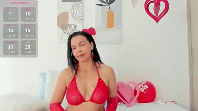 Evawalker  online show from February 2026 03:20:01 PM