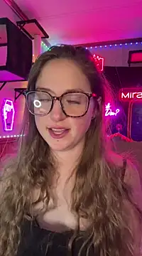 mirannacult online show from December 2024 08:49:01 PM