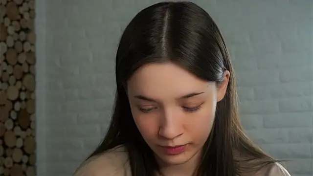 LowOncoming online show from February 2025 07:47:02 AM