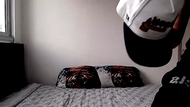 pipeynick online show from February 2026 08:28:01 PM