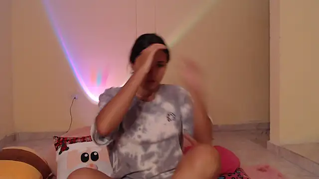 Snapshot of _maiahairy_ chatting on December 2024 10:47:02 PM  maiahairy  online show from December 2024 10:47:02 PM