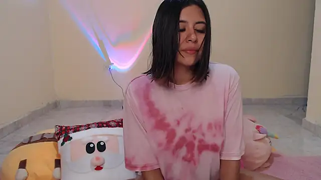 Snapshot of _maiahairy_ chatting on December 2024 12:11:02 AM  maiahairy  online show from December 2024 12:11:02 AM