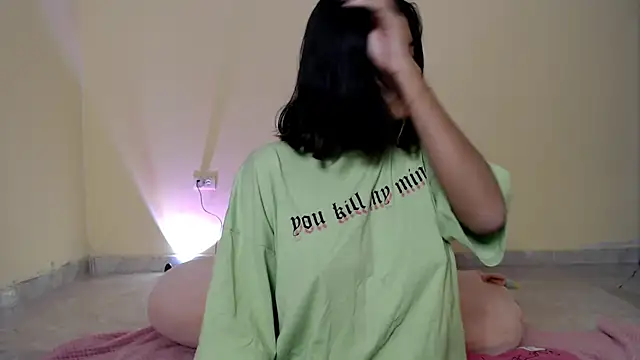 Snapshot of _maiahairy_ chatting on January 2025 11:48:02 AM  maiahairy  online show from January 2025 11:48:02 AM