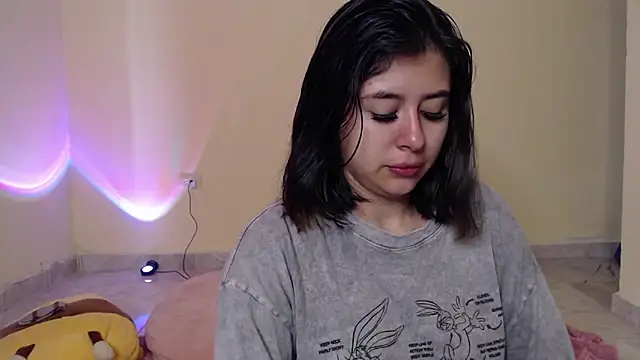 Snapshot of _maiahairy_ chatting on January 2025 01:08:02 PM  maiahairy  online show from January 2025 01:08:02 PM