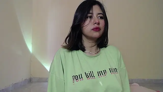 Snapshot of _maiahairy_ chatting on February 2025 01:35:02 PM  maiahairy  online show from February 2025 01:35:02 PM